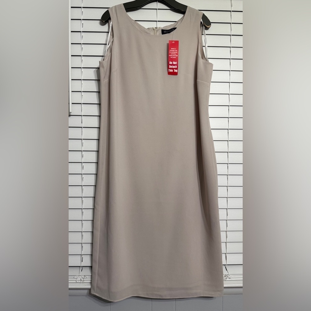NEW. Montee sleeveless dress with back zipper size 14W